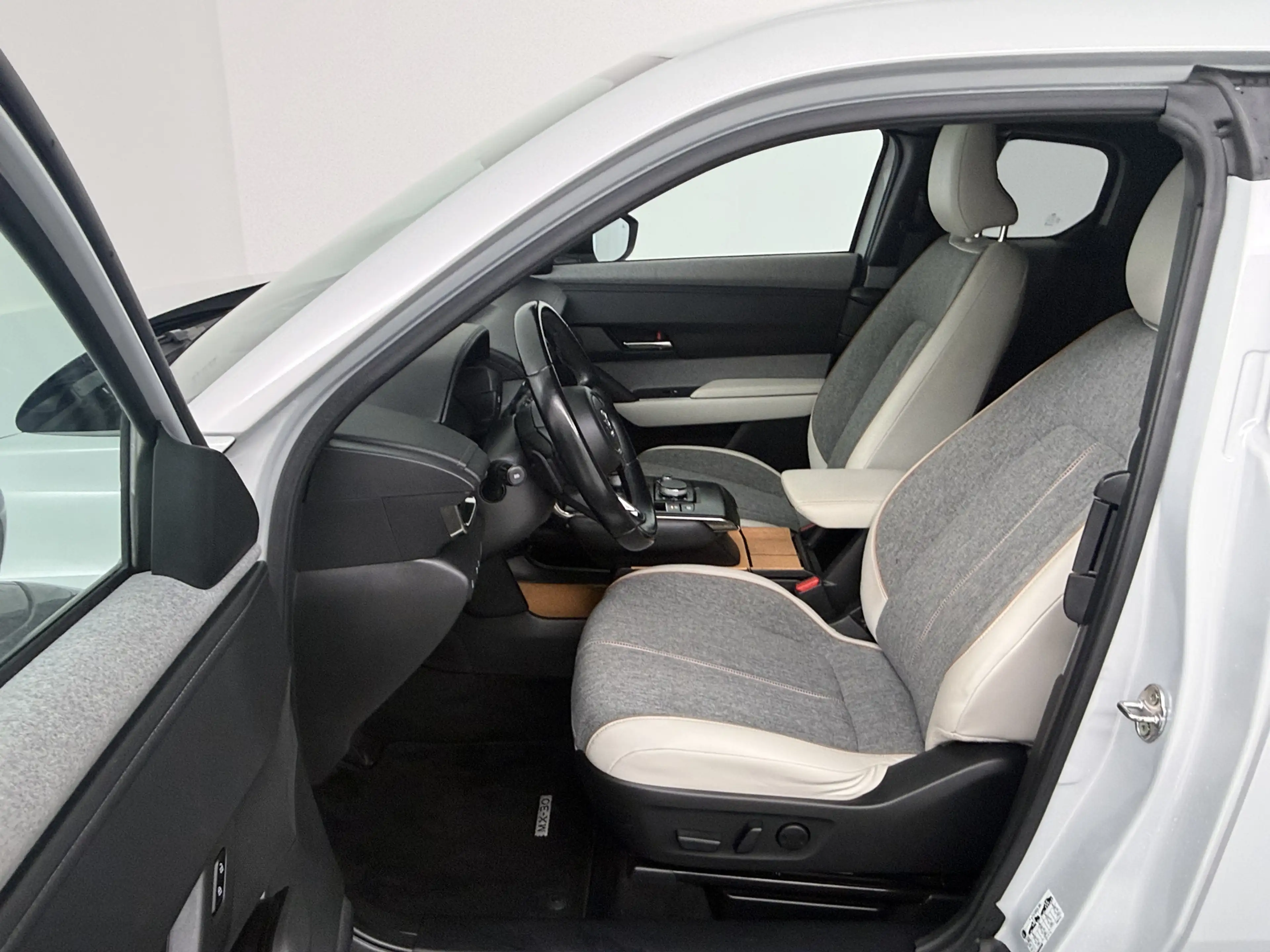 Mazda MX-30 e-SkyActiv 145 Advantage 36 kWh | Stoelgeheugen | — photo 4