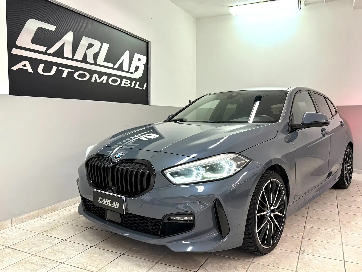 BMW 120 Serie 1 F40 120d xdrive Msport auto Grigio - 1