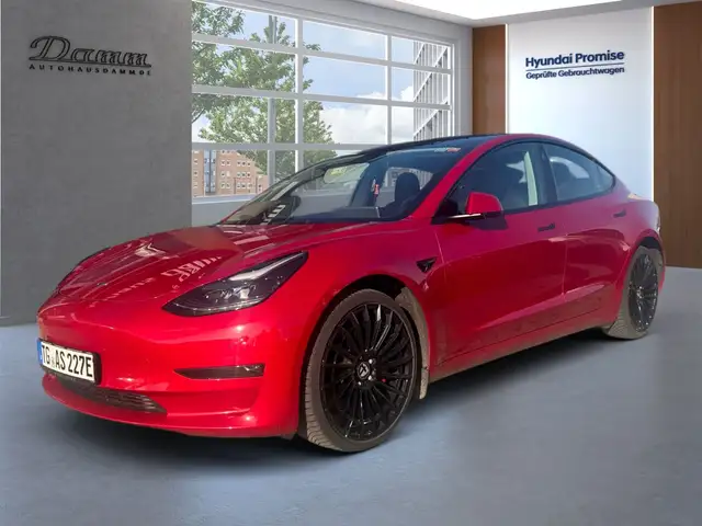 Tesla Model 3 Performance Dual AWD