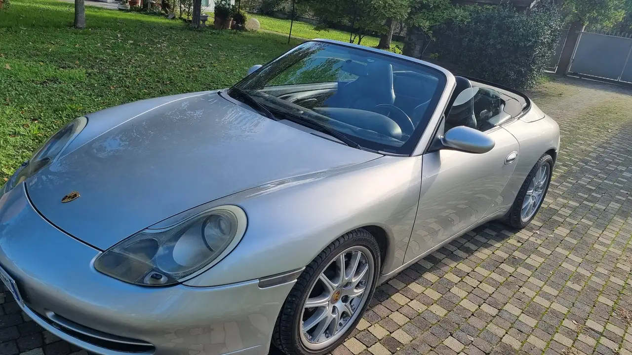 Porsche 996 Carriera 2 cabriolet, foto 1