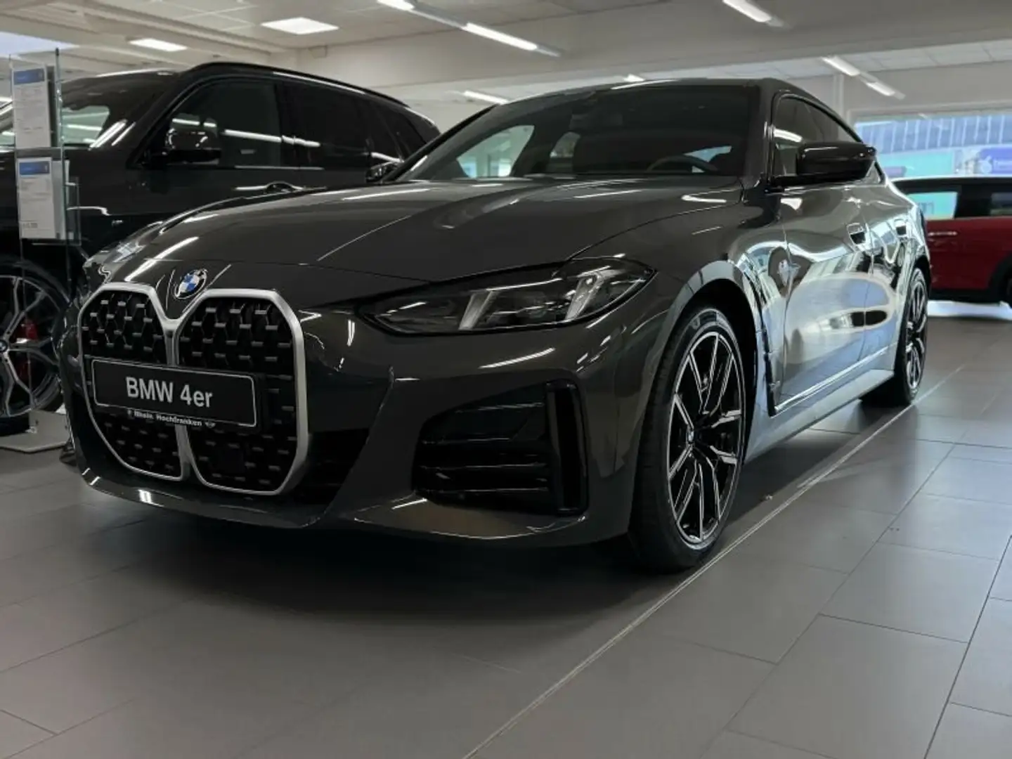 BMW 420 i Gran Coupé *M-Sportpaket* *AHK* Grau - 2