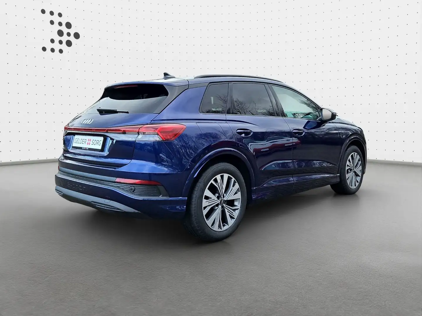 Audi Q4 e-tron Q4 35 e-tron 0,25%Matrix|AHK|Navi|Standklima|Pan Blau - 2