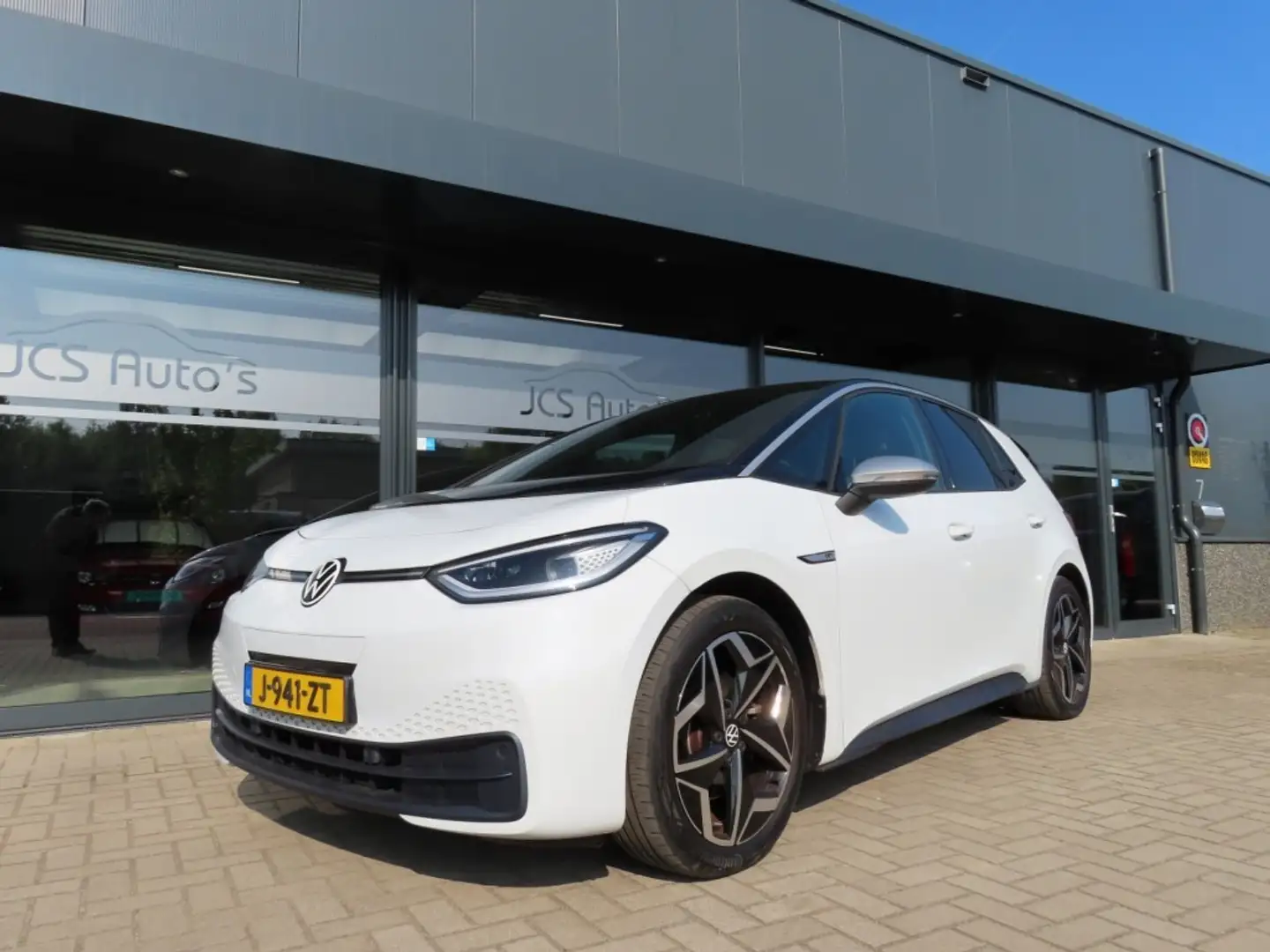Volkswagen ID.3 FIRST PLUS 58 KWH Navigatie Led 19 Inch 2020 Wit - 1