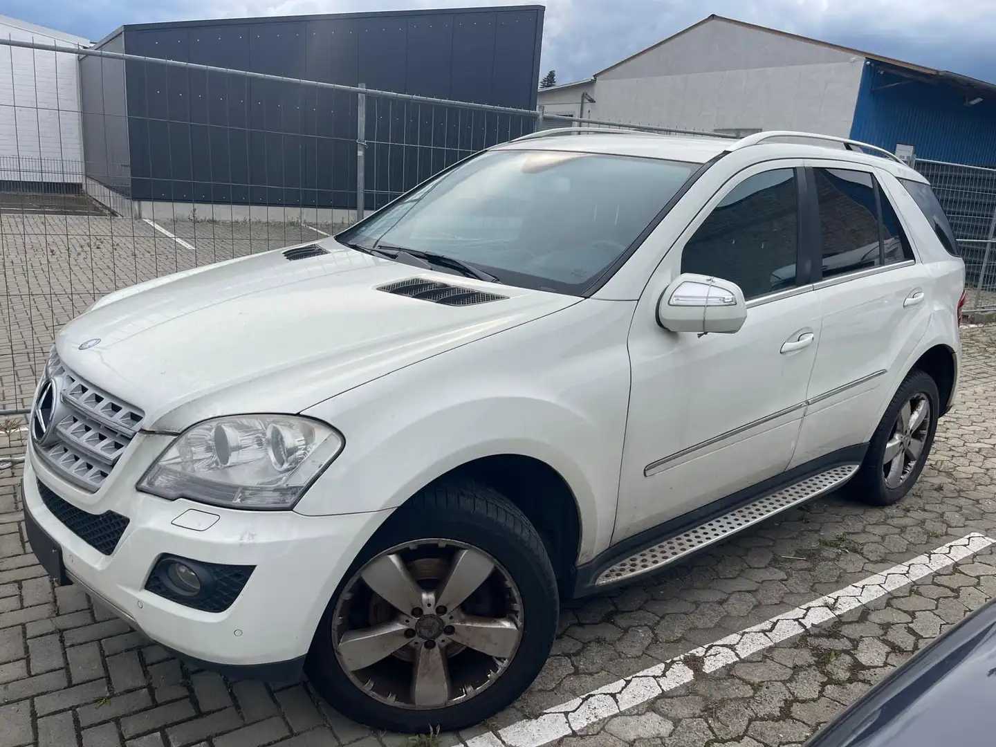 Mercedes-Benz ML 320 ML320 CDI*TÜV*KLIMA*AUTOM.*NAVI*BI-XENON*AHK Blanco - 1