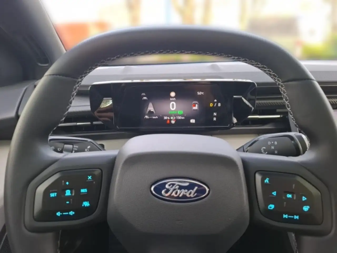 Ford Capri Premium Extended Range+Ganzjahresreifen+Sitzheizun 8