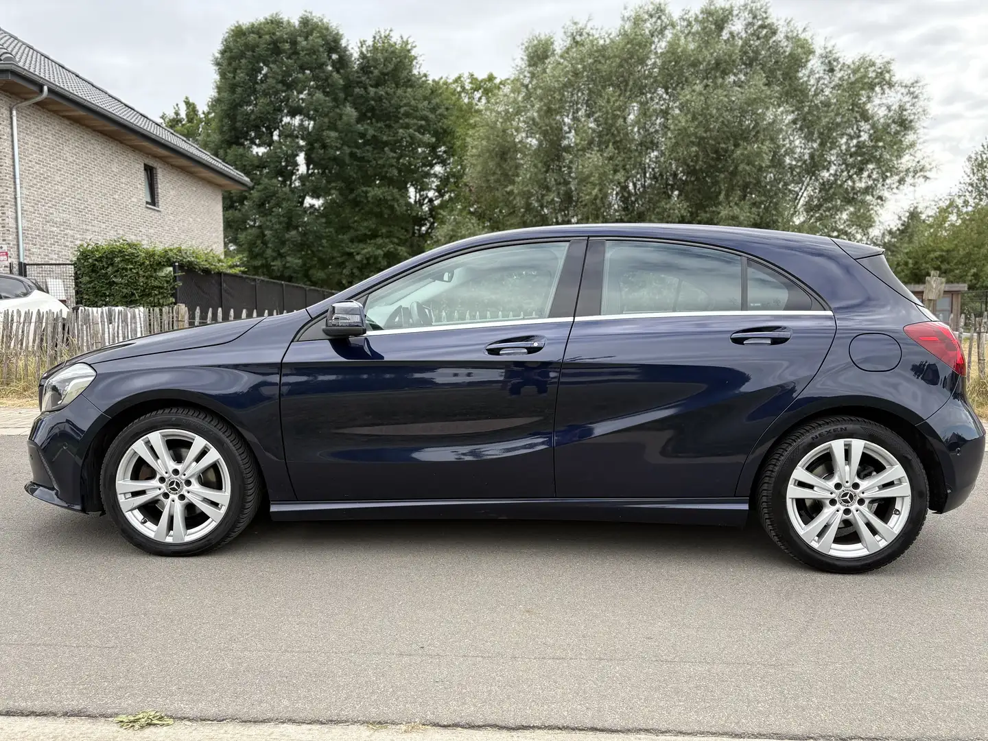 Mercedes-Benz A 180 slechts 82000km/apple carplay/led ligts/bluetooth Bleu - 2