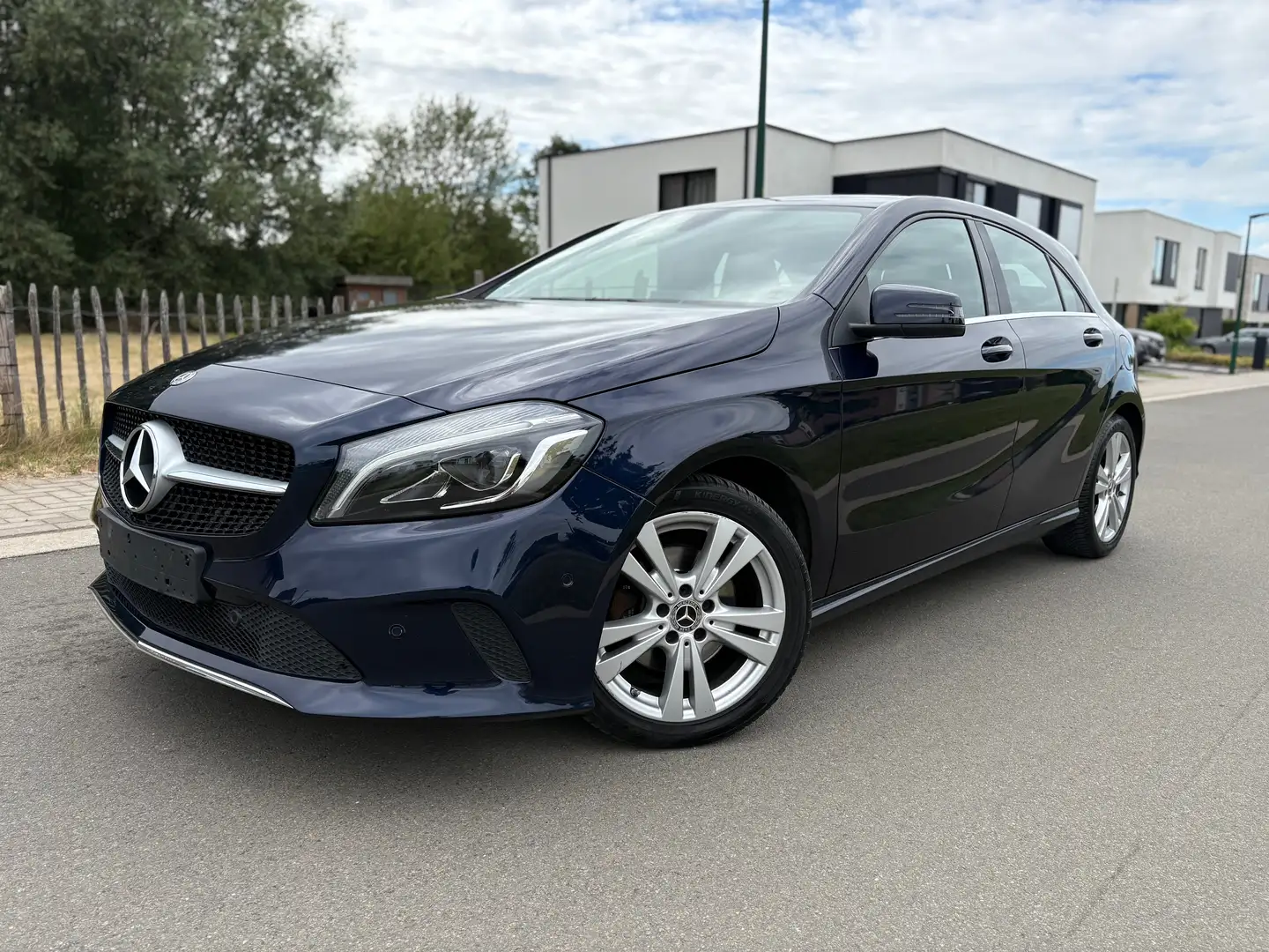 Mercedes-Benz A 180 slechts 82000km/apple carplay/led ligts/bluetooth Bleu - 1