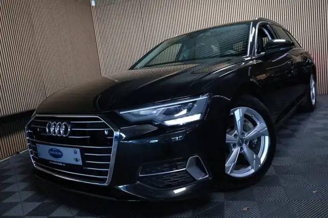Audi A6 view 11