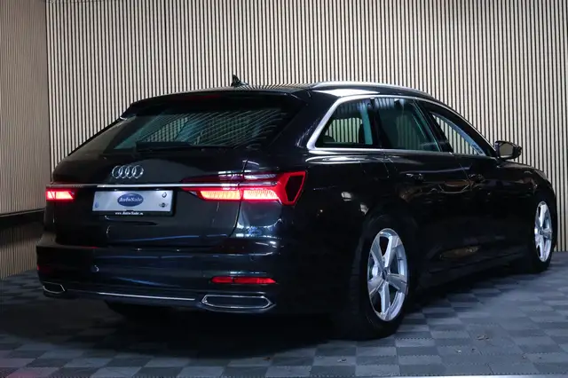 Audi A6 view 3