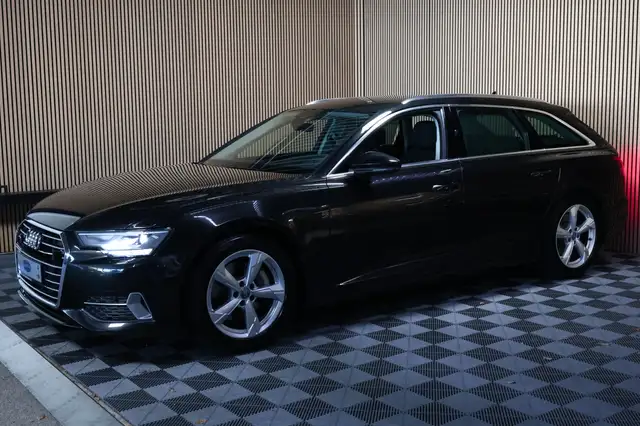 Audi A6 view 9