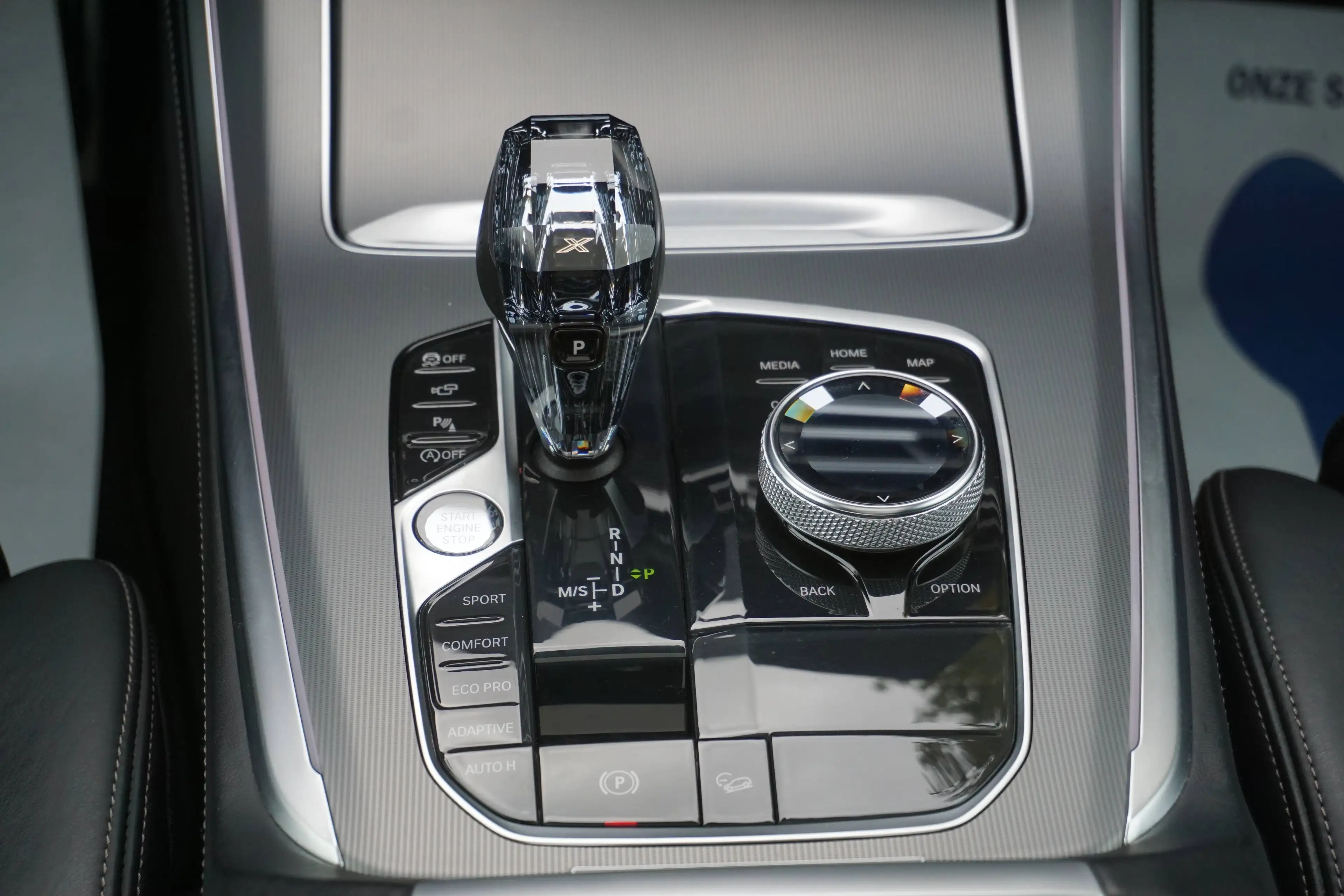 BMW X5 X5 3.0 dAS xDrive30-M-Pack-Skylounge-Navi-360°Cam-Acc-Keyless-Garantie — photo 11