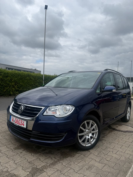 Volkswagen Touran Trendline AUTO 7SITZE