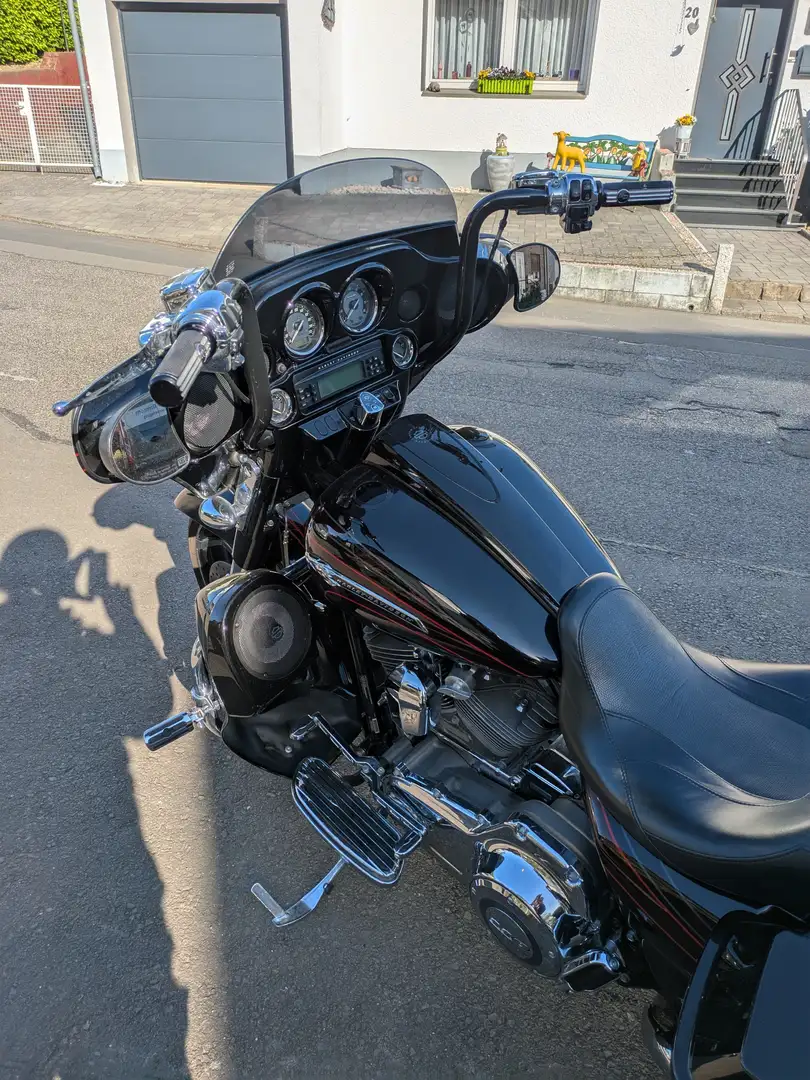 Harley-Davidson Street Glide Cvo Noir - 1
