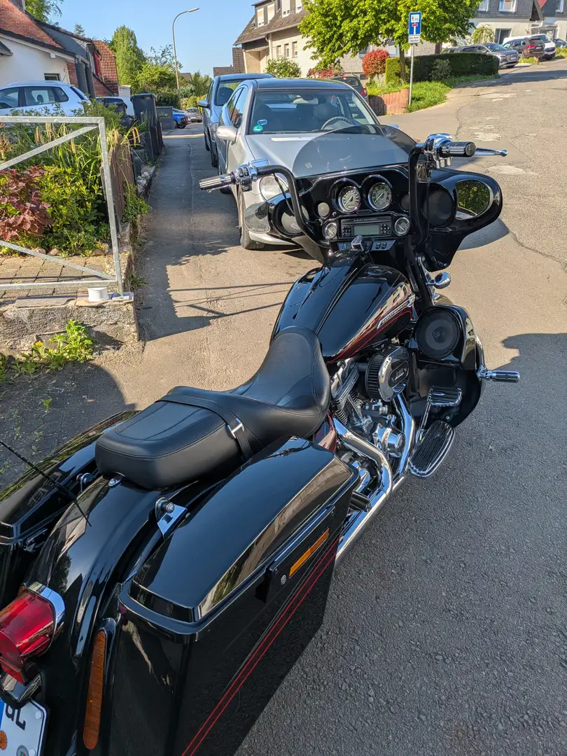 Harley-Davidson Street Glide Cvo Noir - 2