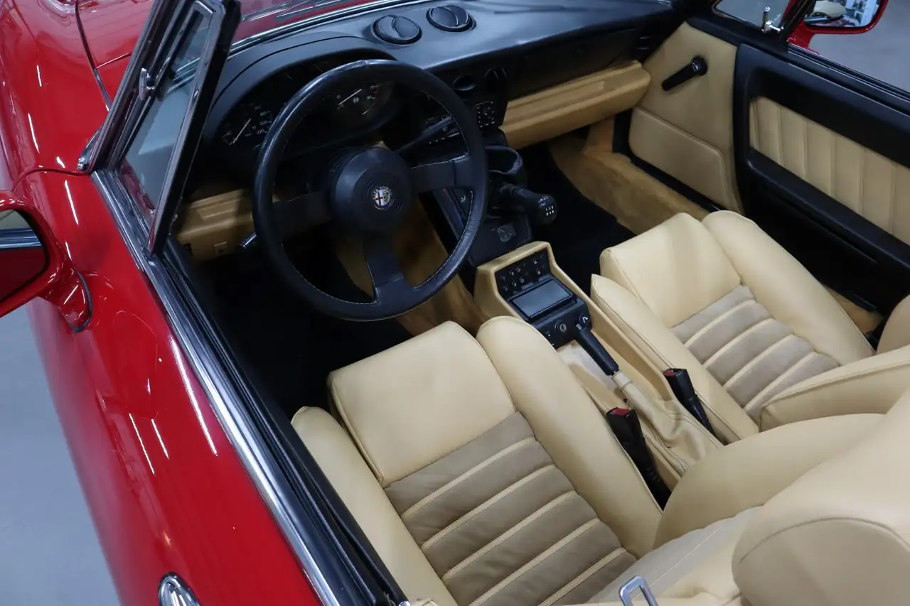 Alfa Romeo Spider 2.0 Type 4, foto 9