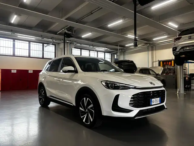 MG ZS NEW ZS 1.5L MT STD