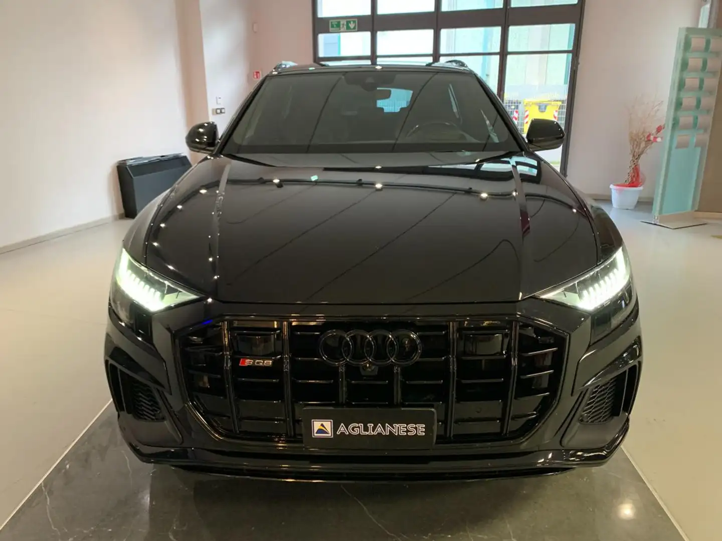 Audi SQ8 TDI quattro tiptronic Schwarz - 2