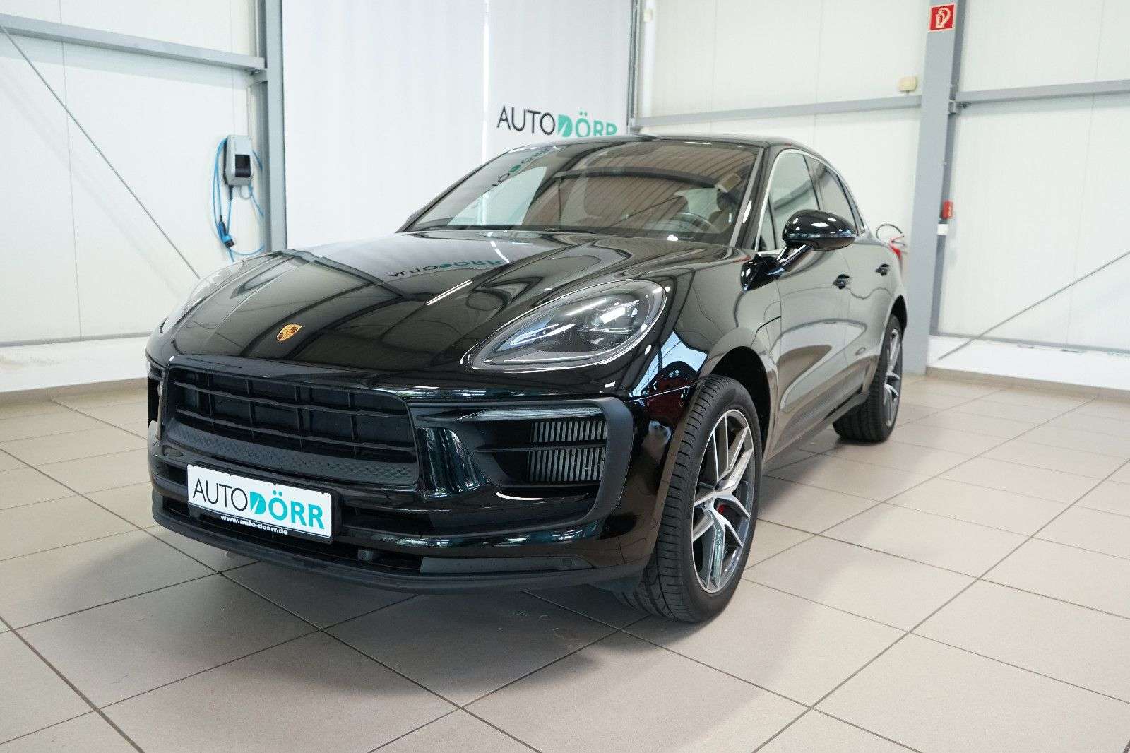 Second hand Porsche Macan 
