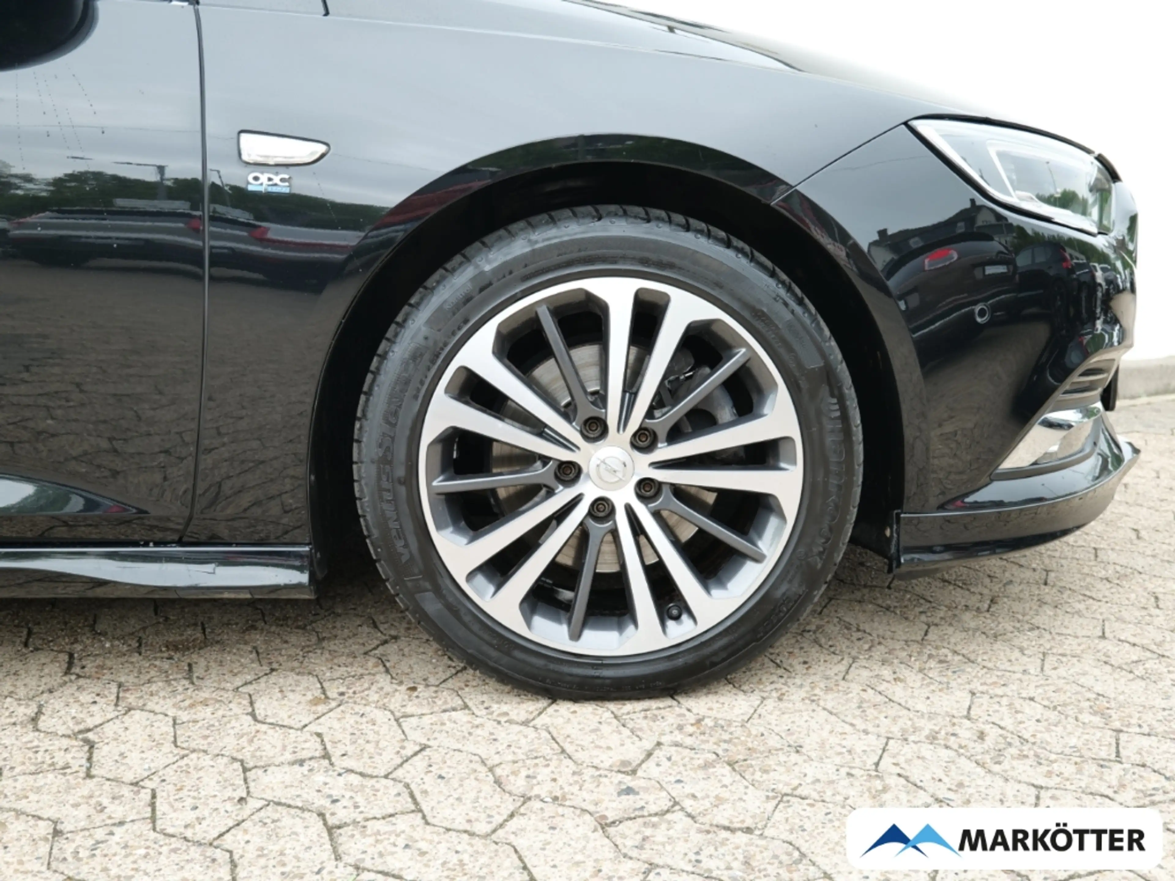 Opel Insignia B Sports T. 2.0 TDI Innovation OPC/BLIS/Kamera/AHK — photo 4