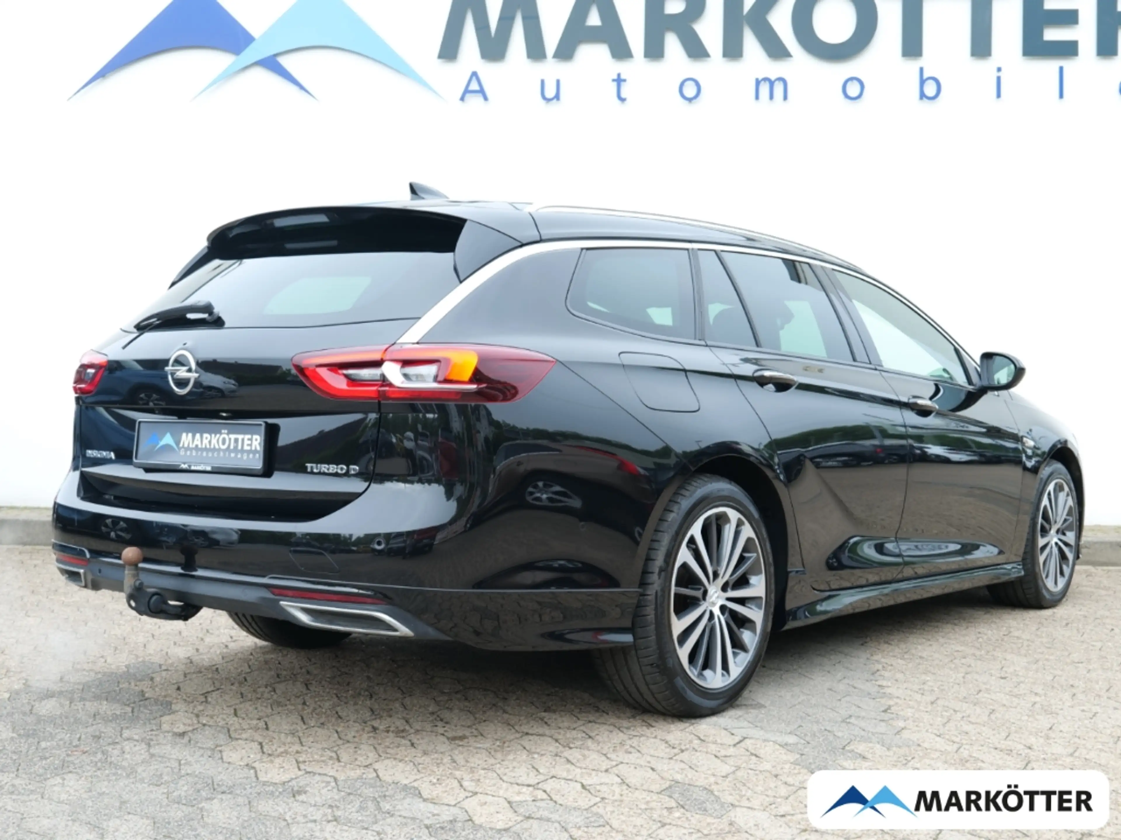 Opel Insignia B Sports T. 2.0 TDI Innovation OPC/BLIS/Kamera/AHK — photo 2