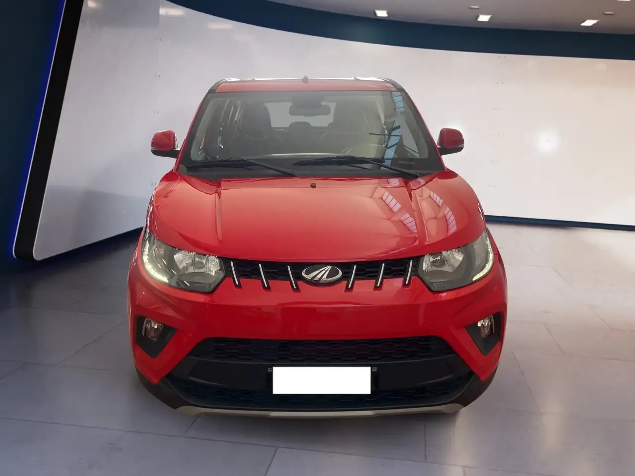 Mahindra KUV100