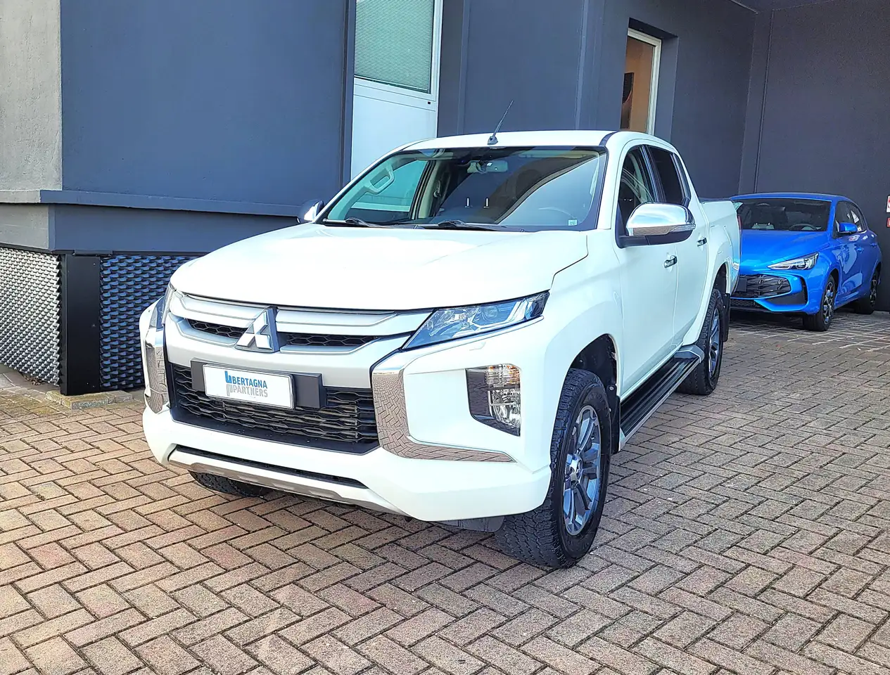 Mitsubishi L200