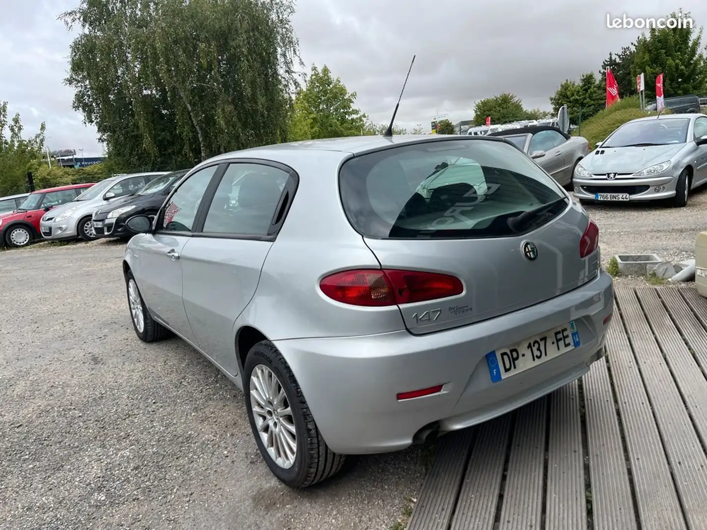 Alfa Romeo 147 1.9 jtd 120ch persol - 2