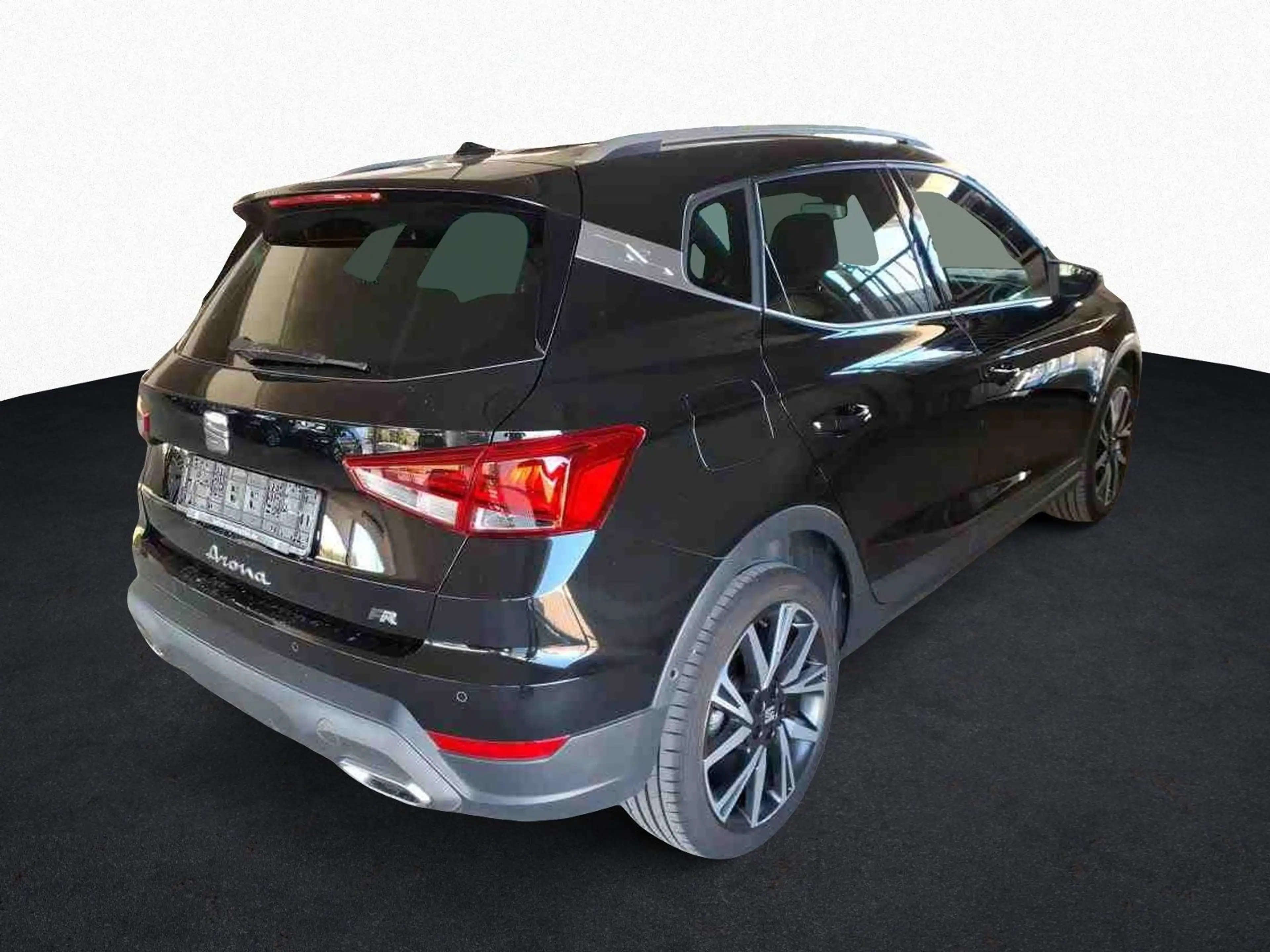 SEAT Arona FR 1.0TSI Nav LED ACC Cam Park SHZ Keyless — photo 4
