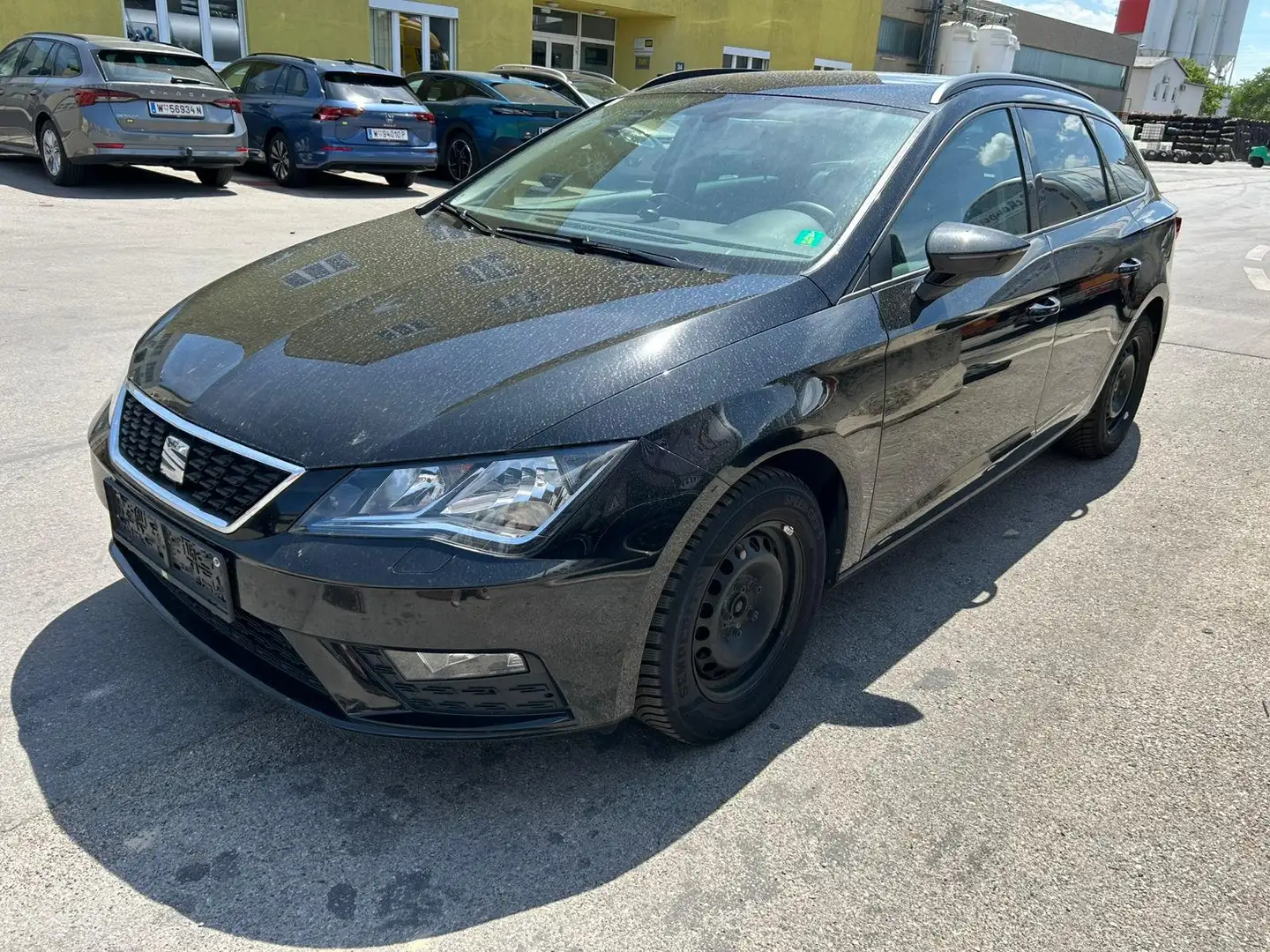 SEAT Leon Reference Zwart - 1
