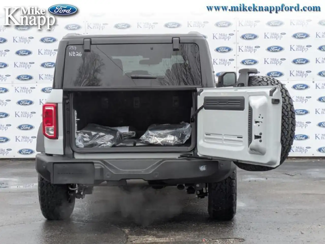 Ford Bronco снимка Ford Bronco
