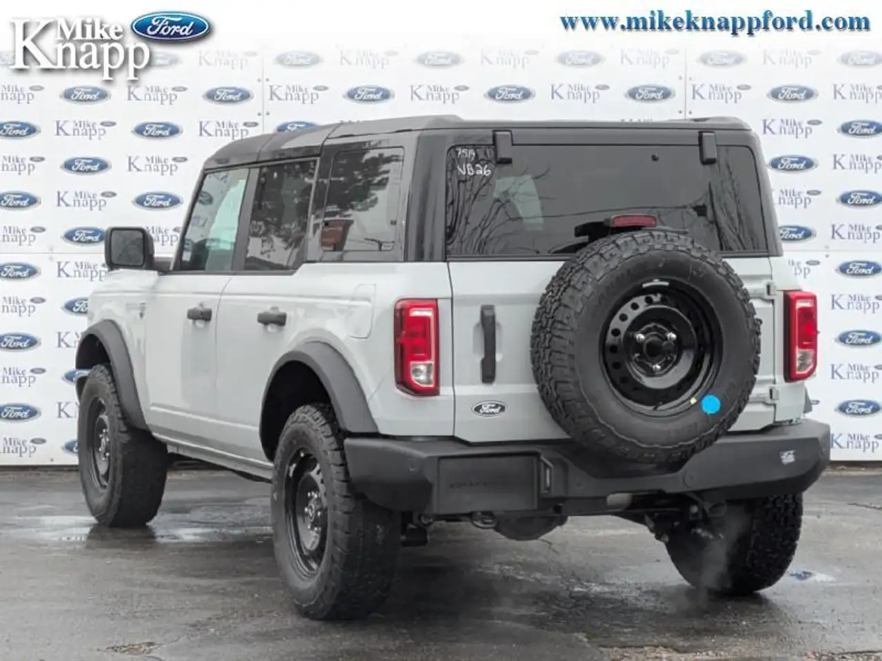Ford Bronco снимка Ford Bronco