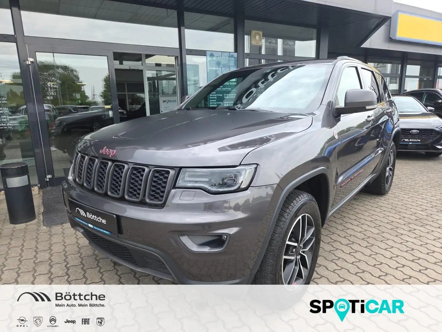 Jeep Grand Cherokee 3.0 CRD Trailhawk AT/Bi-Xenon/Navi/Shz/Kamera/Klim Schwarz - 1