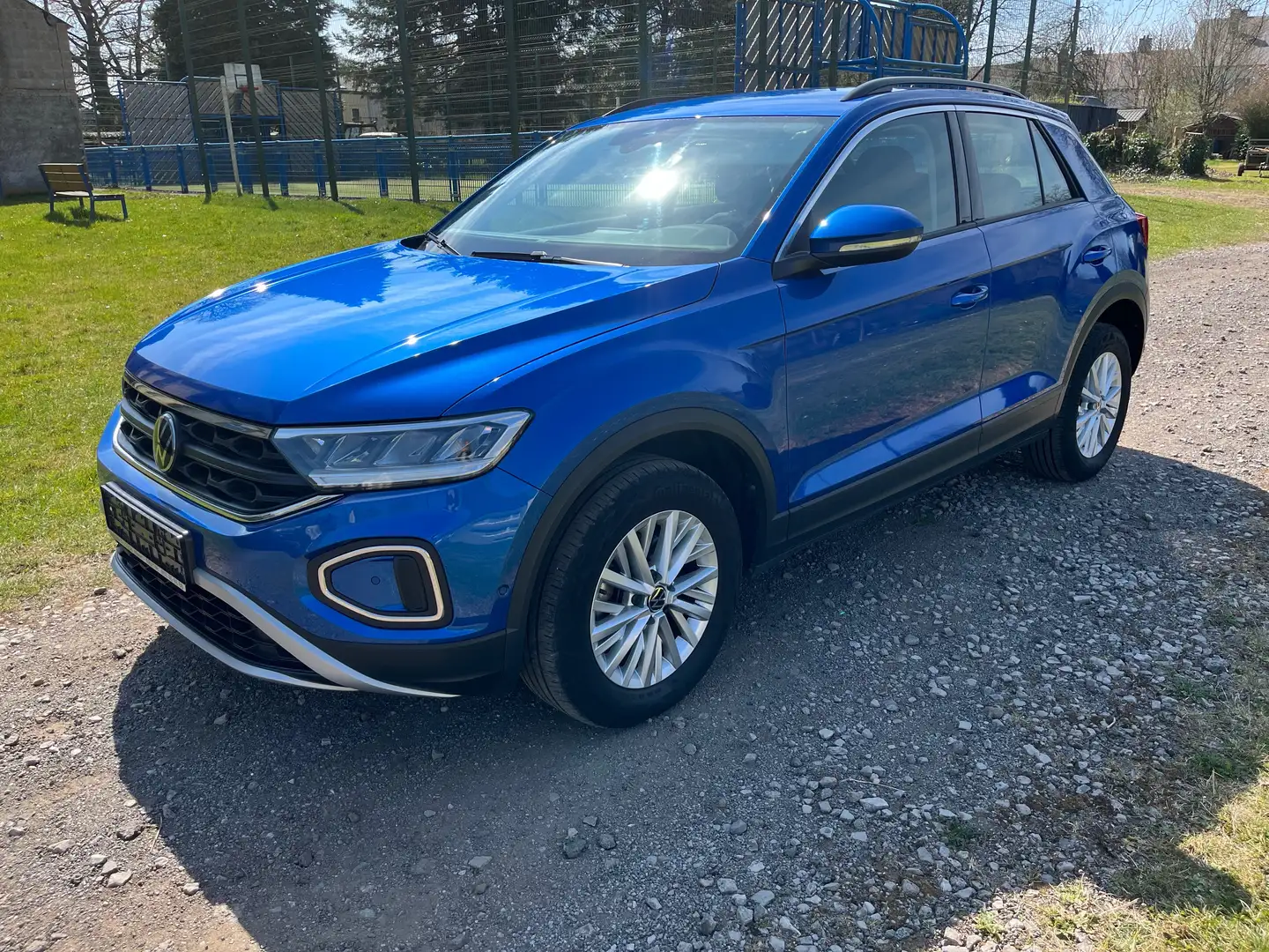 Volkswagen T-Roc 1.0 TSI Life Bleu - 1