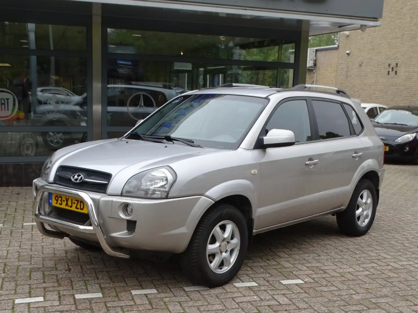 Hyundai TUCSON 2.0I STYLE Gris - 2