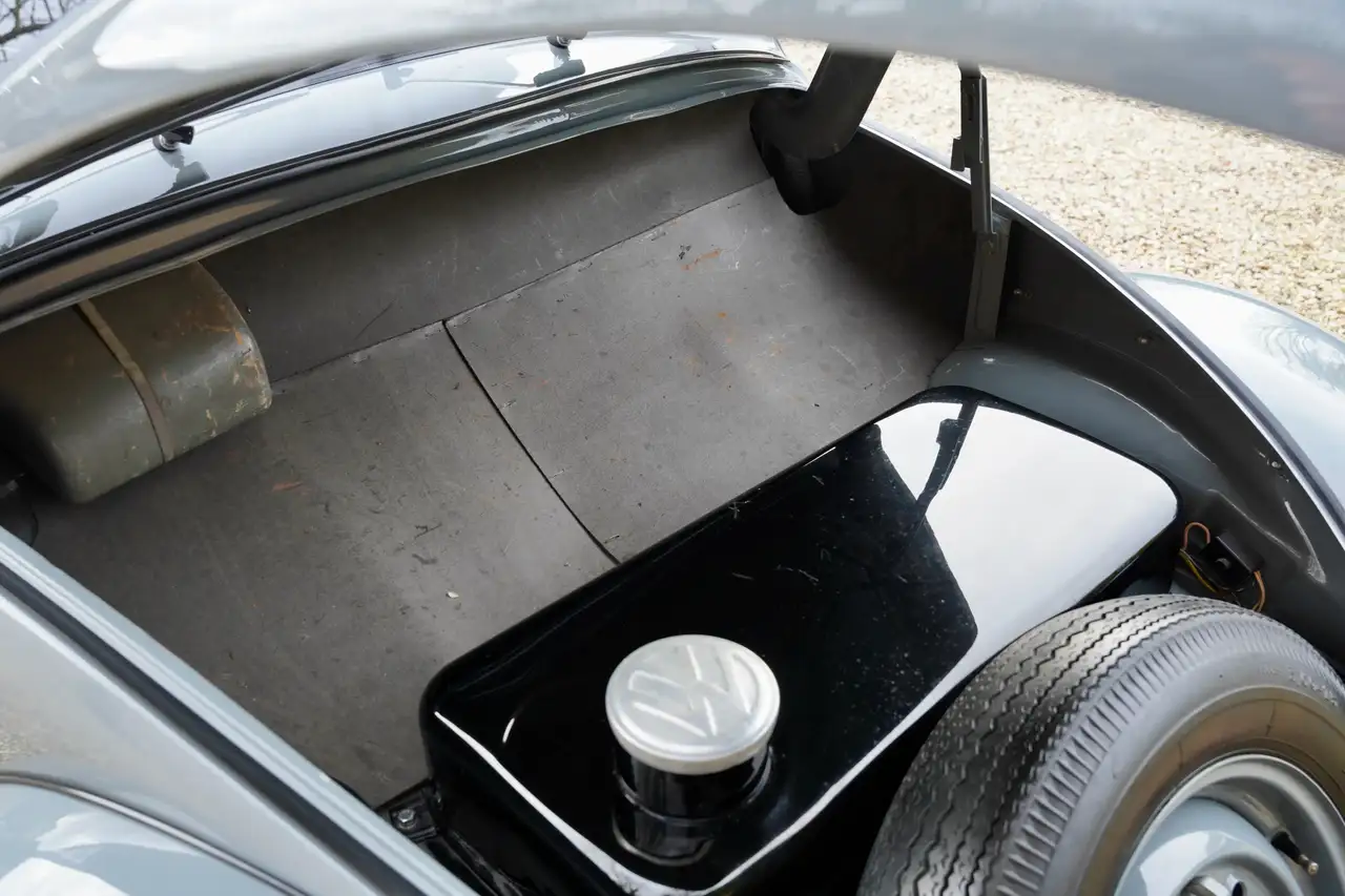 Volkswagen Beetle Oval Window Beetle Desirable and iconic 'Oval Wind, foto 11
