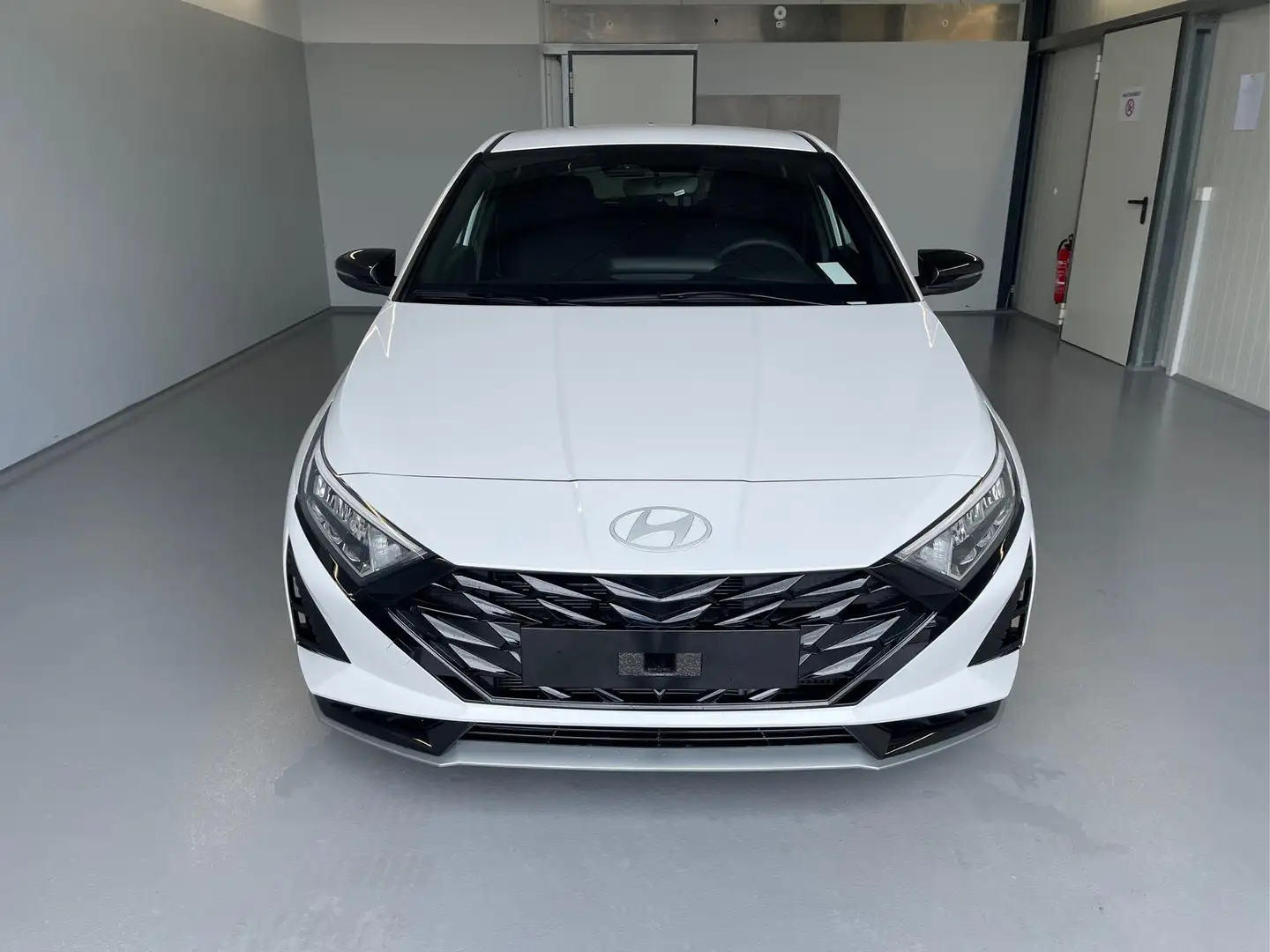 Hyundai i20 Blackline 1.0 T-GDI DCT Keyless+Navi+Kamera+Sit... Weiß - 2