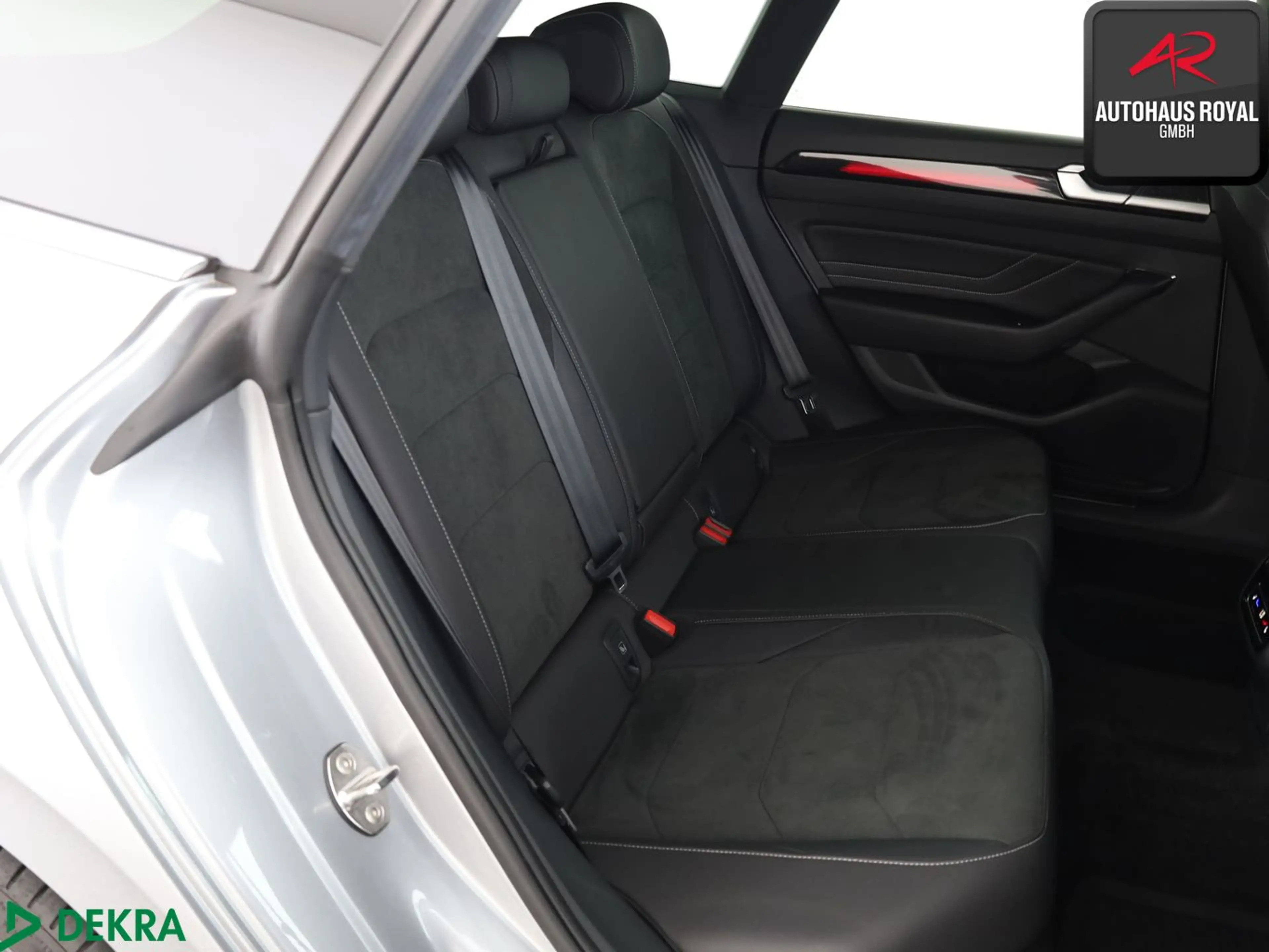 Volkswagen Arteon Shooting Brake 2.0 TSI R LINE PANO,HUD,SH — photo 12