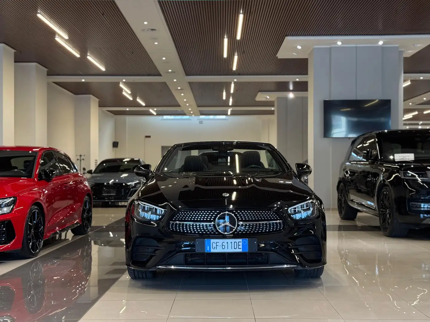 Mercedes-Benz E 220 Classe E Cabrio 220 d 4Matic Premium Plu Nero - 2