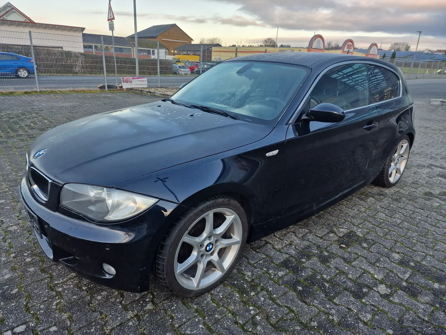 BMW 118 118i Limited Sport Edition  TÜV NEU! Noir - 1