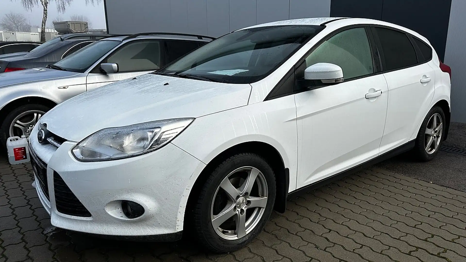 Ford Focus Easy 1,0 EcoBoost Weiß - 1