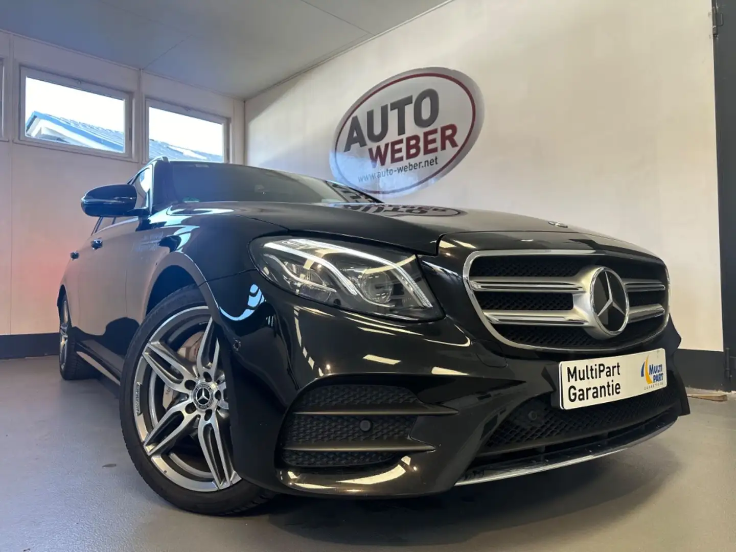 Mercedes-Benz E 400 D 4MATIC*LEDER*NAVI C*WIDE S*DIST*AMG LINE Nero - 1