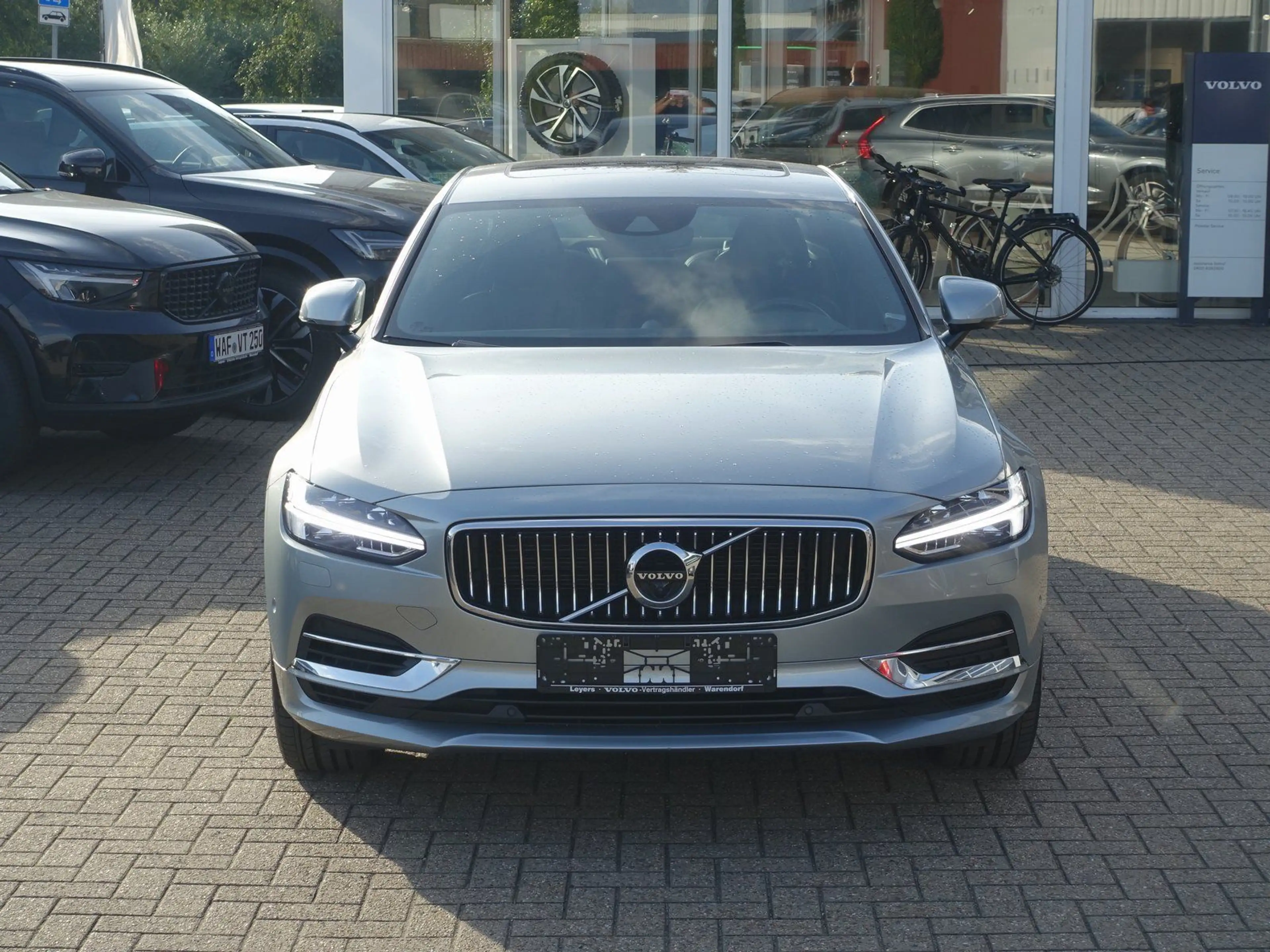 Volvo S90 T8 AWD Inscription B&W/HUD/AHK/360°KAM/MASSA — photo 7