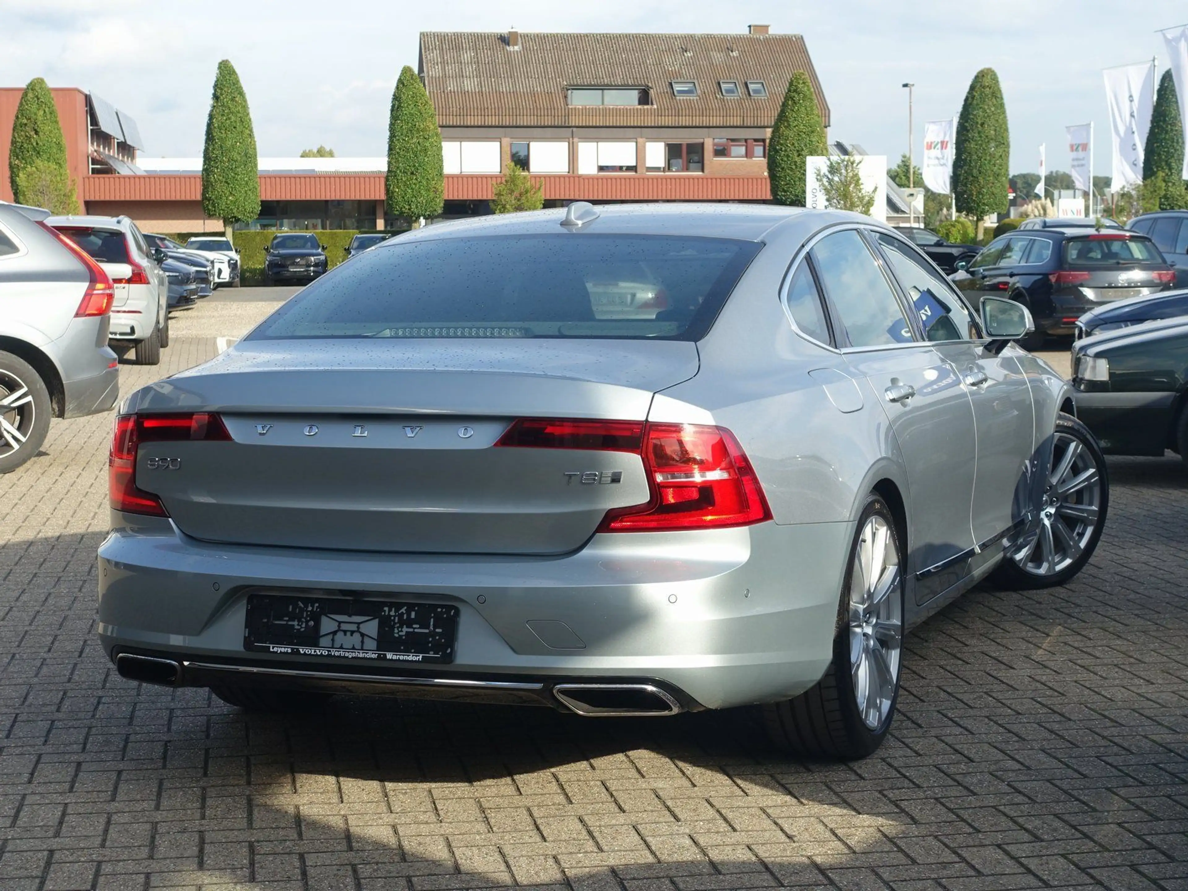 Volvo S90 T8 AWD Inscription B&W/HUD/AHK/360°KAM/MASSA — photo 2