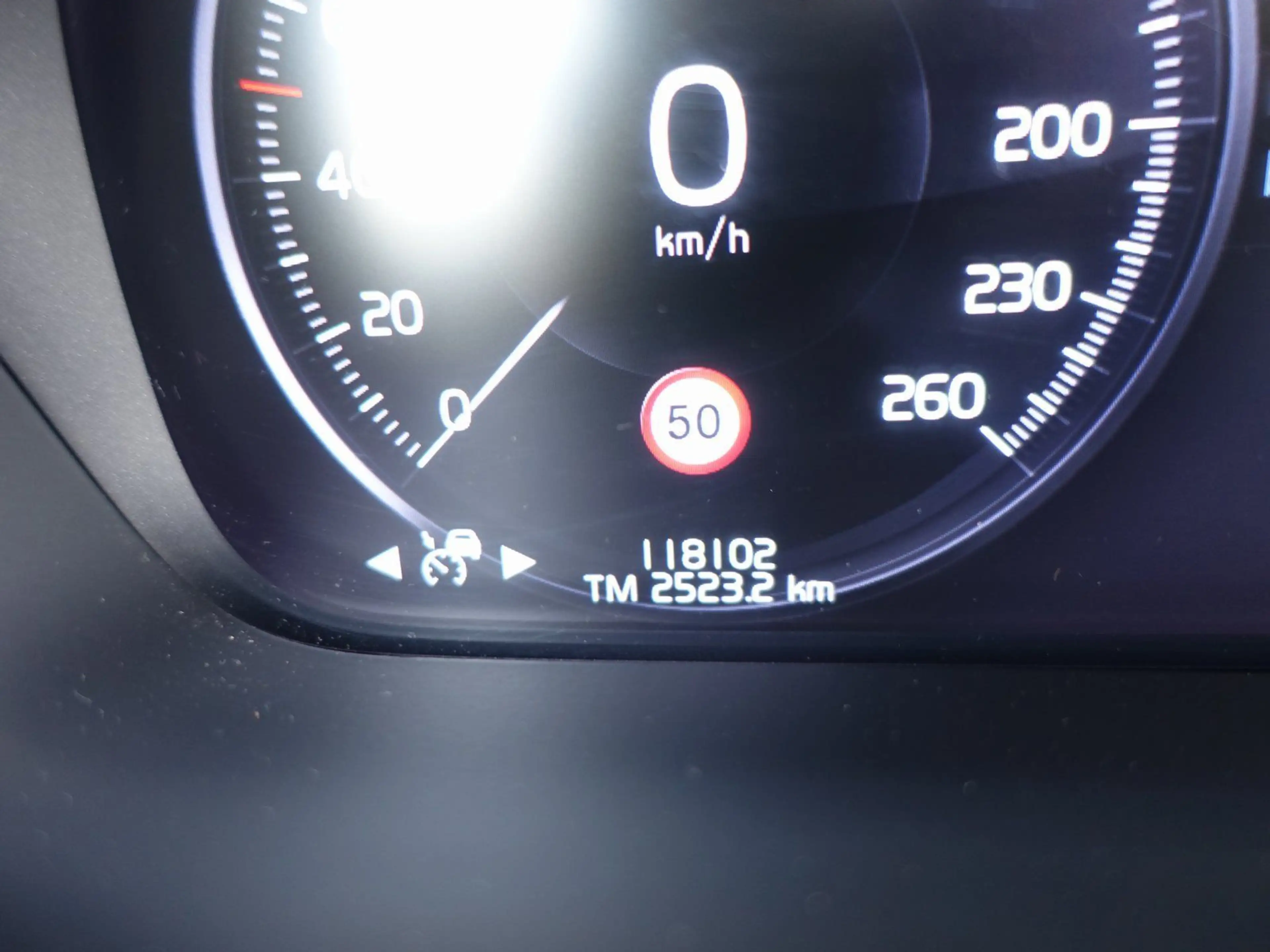 Volvo S90 T8 AWD Inscription B&W/HUD/AHK/360°KAM/MASSA — photo 15