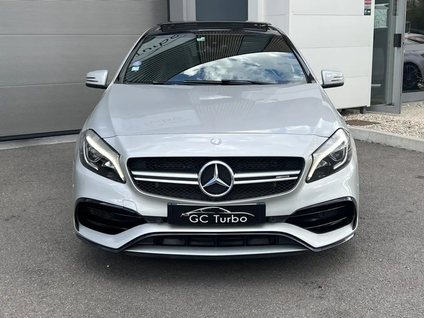 Mercedes-Benz A 45 AMG 45 AMG 4-Matic- BV Speedshift DCT Grau - 2