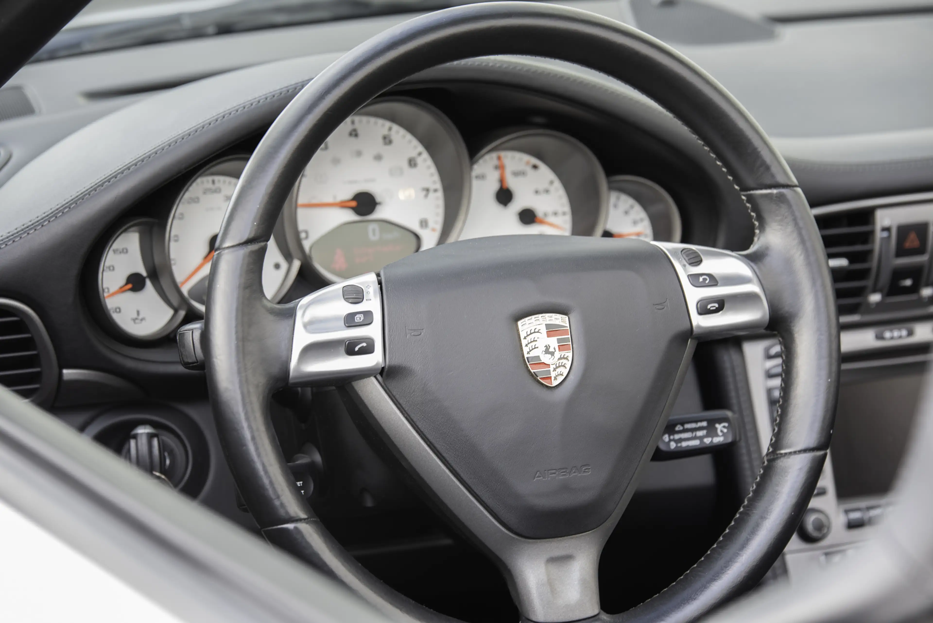 Porsche 997 9FF Cabrio Carrera 620 PK / BOSE / Bi-Xenon — photo 9