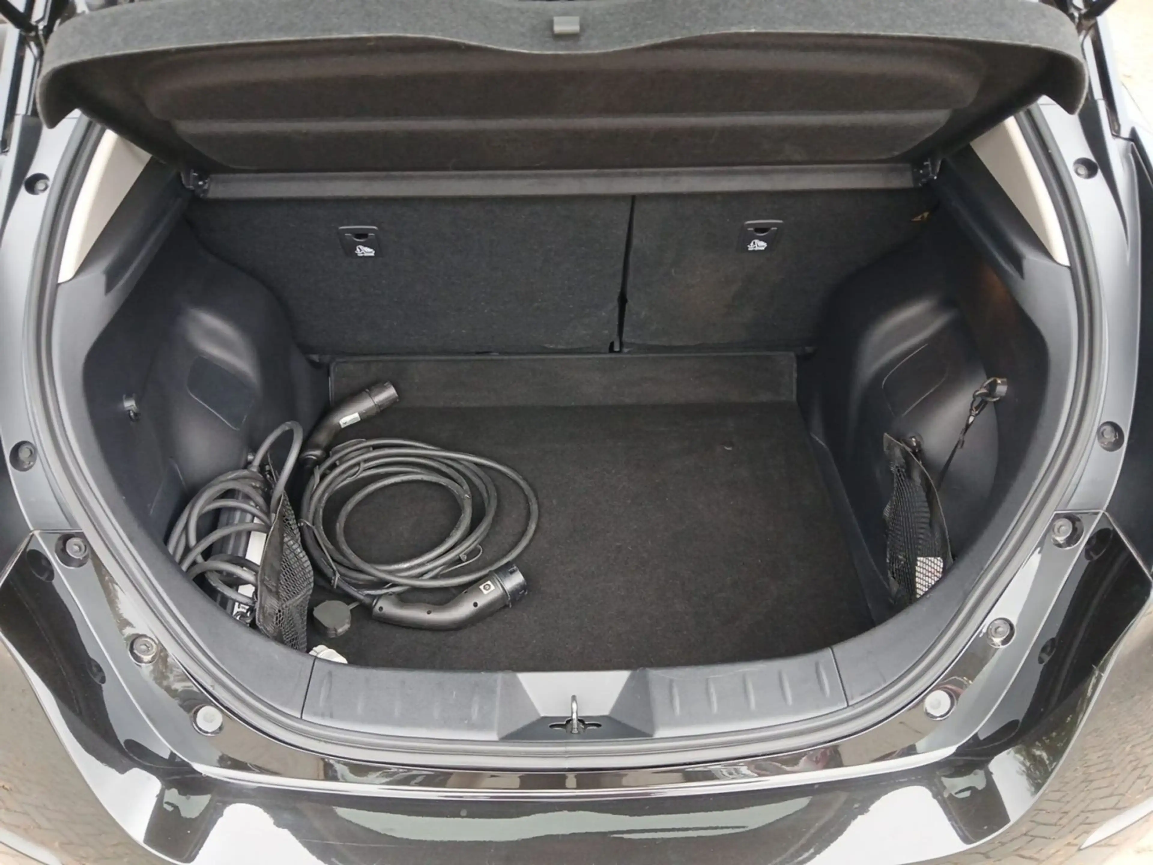Nissan Leaf (ZE1) N-Connecta CarPlay*Navi*Totwinkel*LED — photo 12