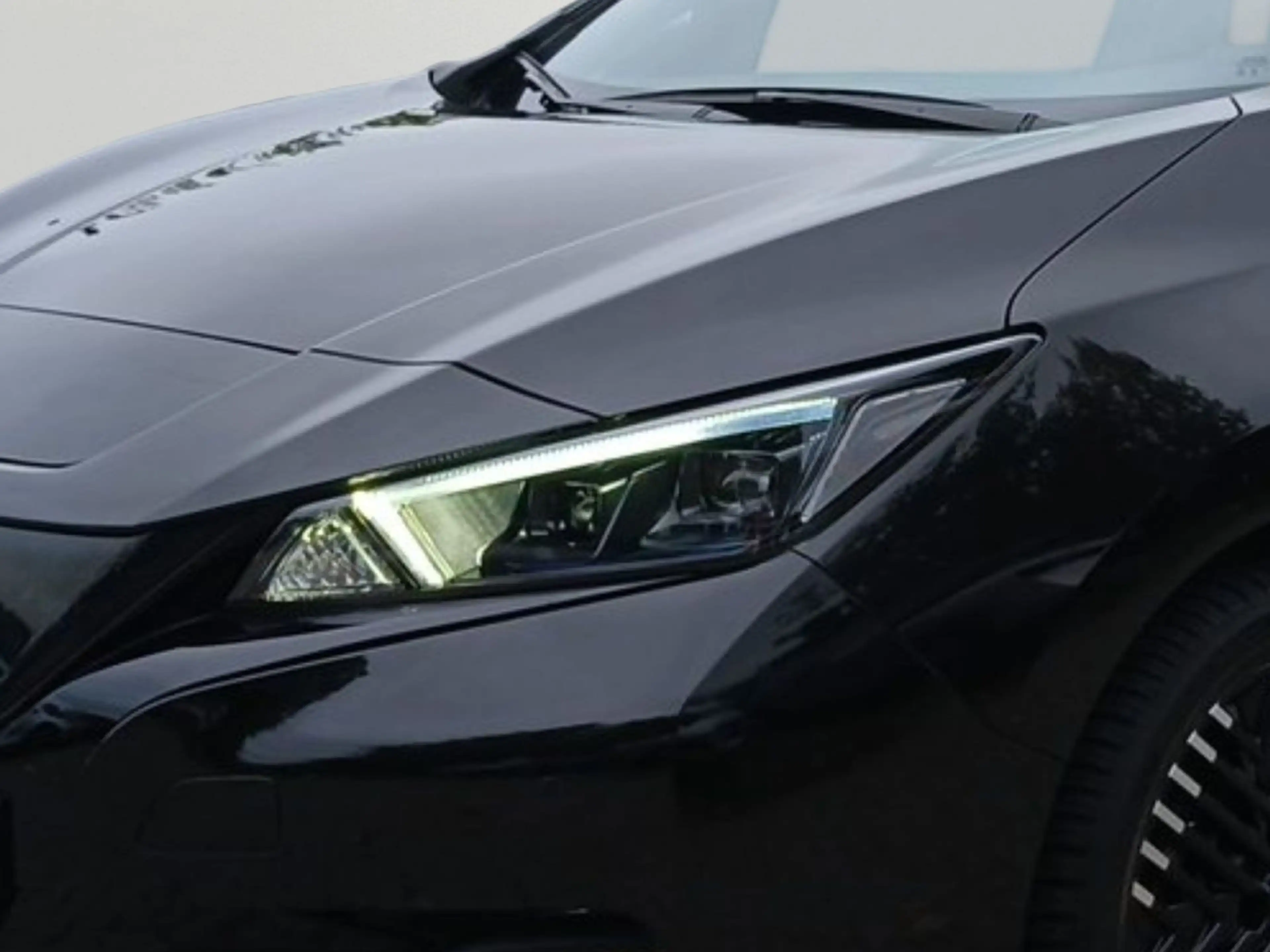 Nissan Leaf (ZE1) N-Connecta CarPlay*Navi*Totwinkel*LED — photo 5