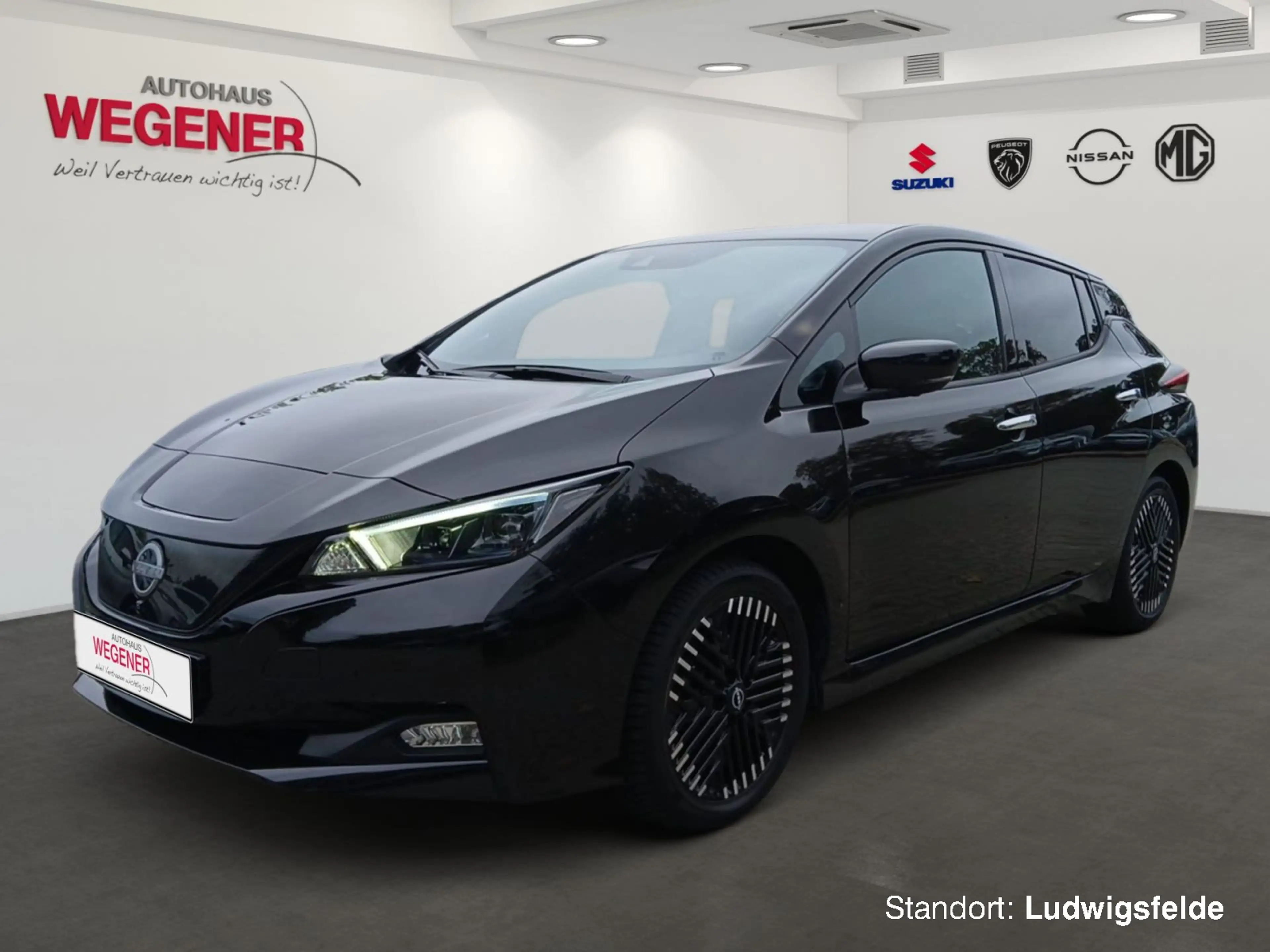 Nissan Leaf (ZE1) N-Connecta CarPlay*Navi*Totwinkel*LED