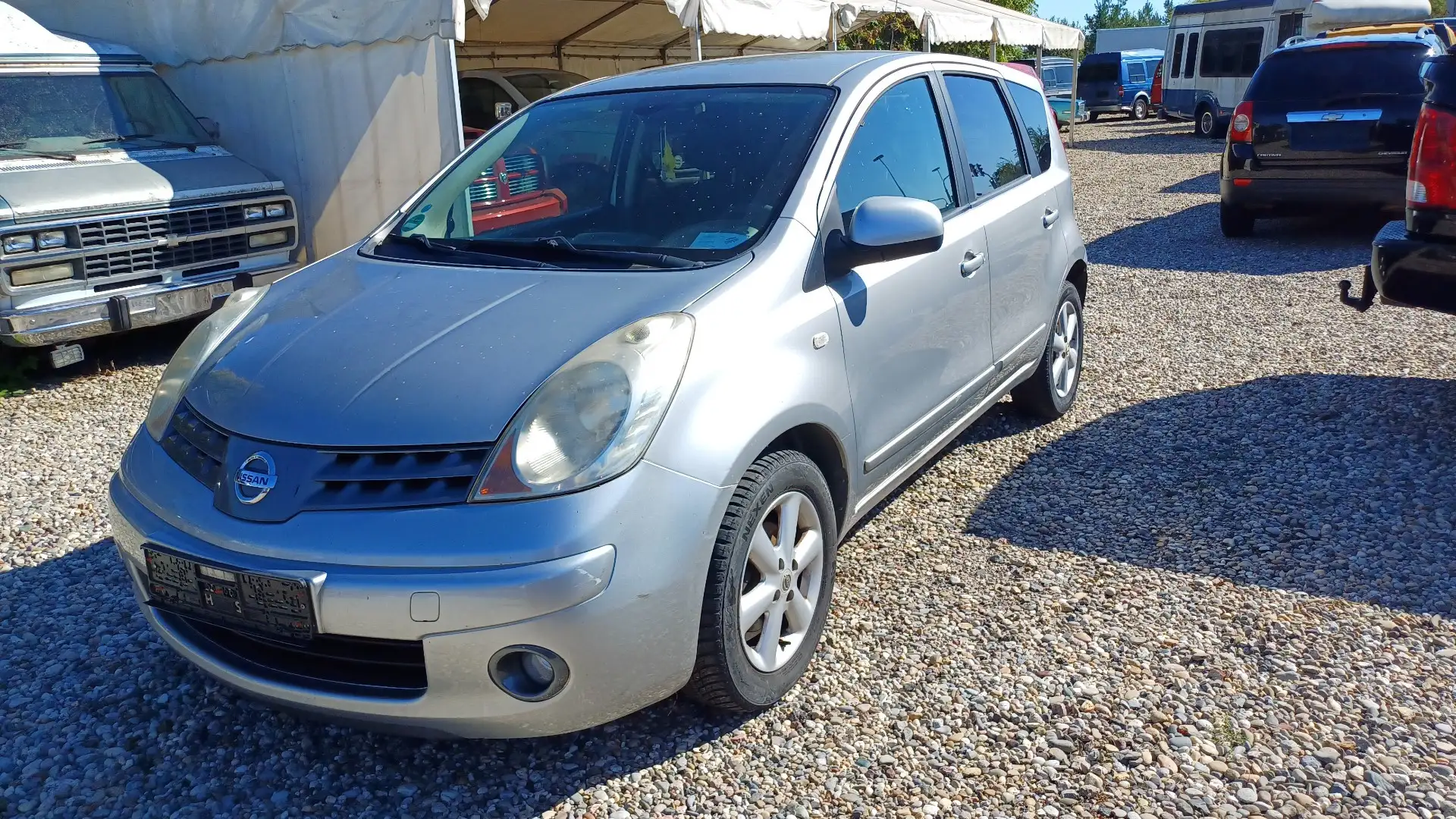 Nissan Note Visia Silber - 1